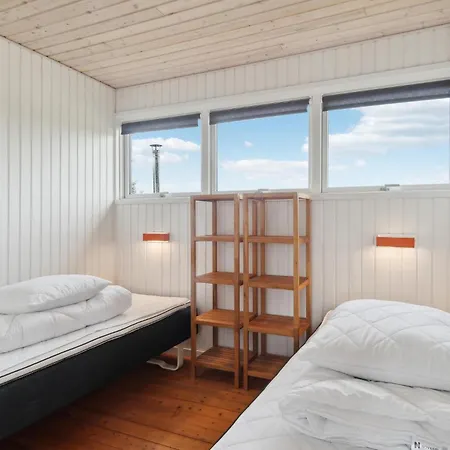 Σπίτι διακοπών 3 Bedroom Beautiful In *